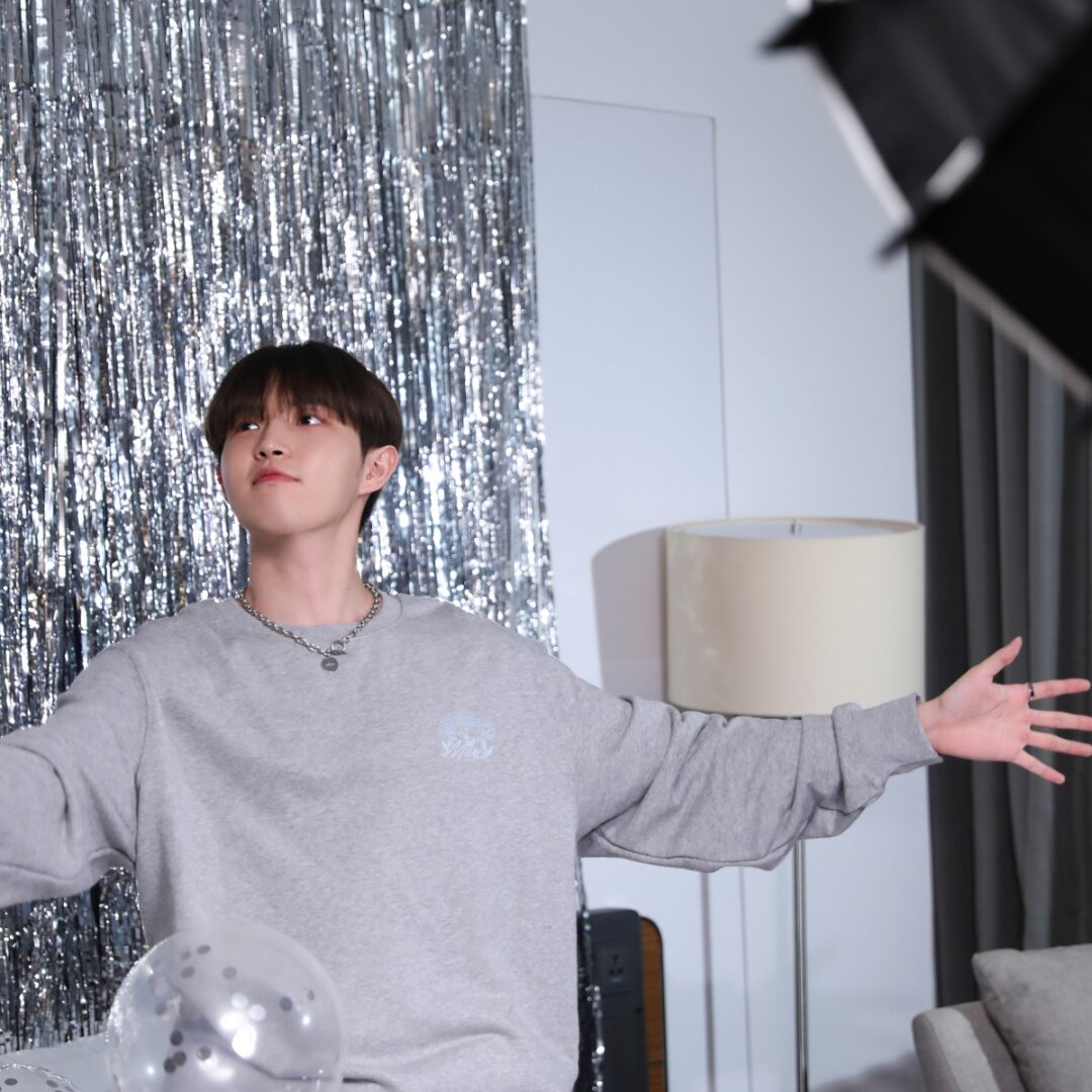 kjh-ulkin-p1-behind-7