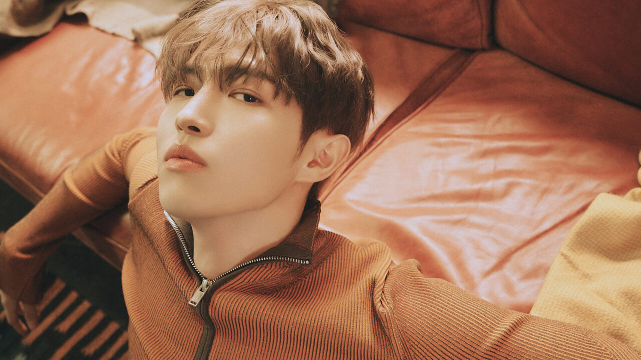 GDzkpVVbkAA_0wC-cover