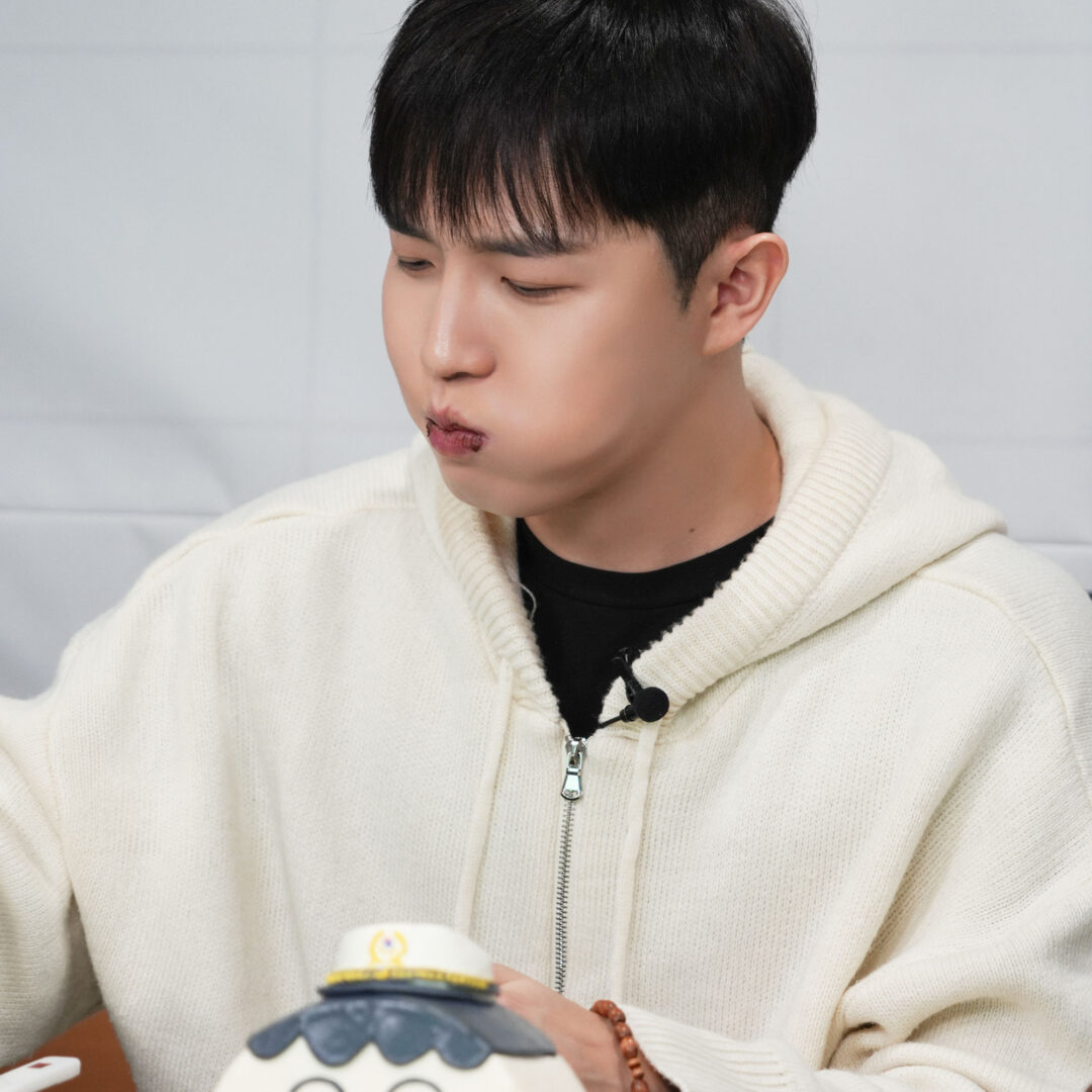 kjh-behind-ytlive-260107-5